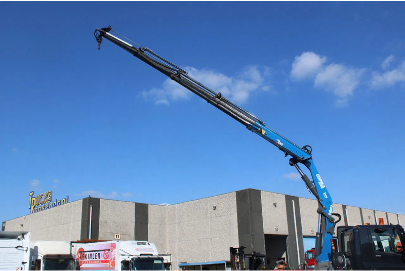 DAF CF 430 + COPMA 24TON/M + REMOTE + 6X2 STEERING + EURO 6 - Автоманипулятор: фото 4 DAF CF 430 + COPMA 24TON/M + REMOTE + 6X2 STEERING + EURO 6 - Автоманипулятор: фото 4