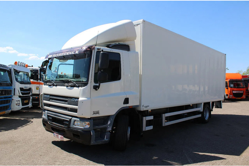 DAF CF 75.250 + LIFT - Грузовик с закрытым кузовом: фото 2 DAF CF 75.250 + LIFT - Грузовик с закрытым кузовом: фото 2