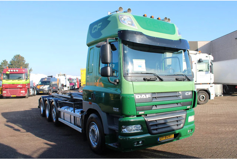 DAF CF 85.460 8X4 + 30 TON VDL hook + euro 5 - Крюковой мультилифт: фото 3 DAF CF 85.460 8X4 + 30 TON VDL hook + euro 5 - Крюковой мультилифт: фото 3