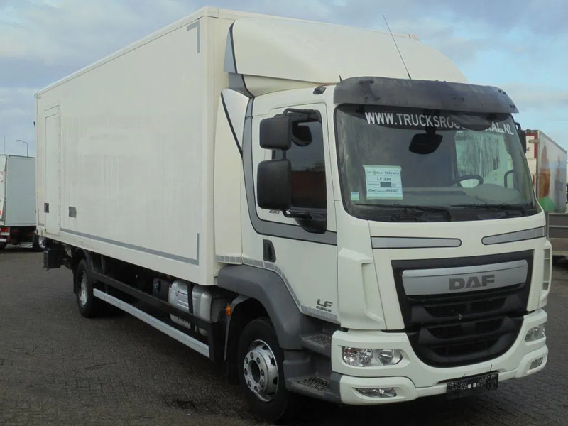DAF LF 220 + Euro 6 + Dhollandia Lift+16 tons + Discounted from 31.950,- - Грузовик с закрытым кузовом: фото 3 DAF LF 220 + Euro 6 + Dhollandia Lift+16 tons + Discounted from 31.950,- - Грузовик с закрытым кузовом: фото 3