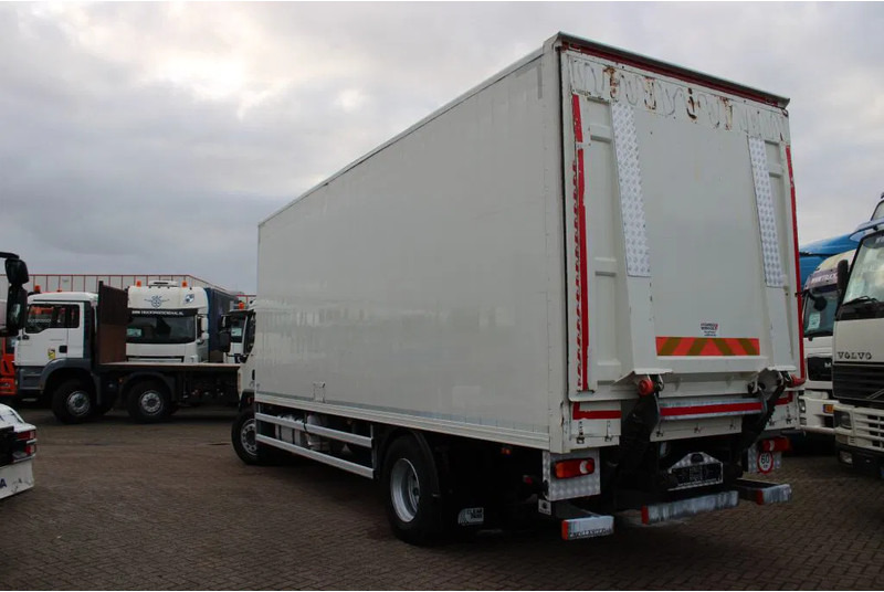 DAF LF 250 + euro 6 + 19T - Грузовик с закрытым кузовом: фото 5 DAF LF 250 + euro 6 + 19T - Грузовик с закрытым кузовом: фото 5