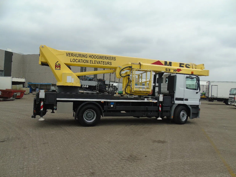 Mercedes-Benz Actros 1931 + 43 METER + WUMAG SYSTEM - Грузовик: фото 3 Mercedes-Benz Actros 1931 + 43 METER + WUMAG SYSTEM - Грузовик: фото 3