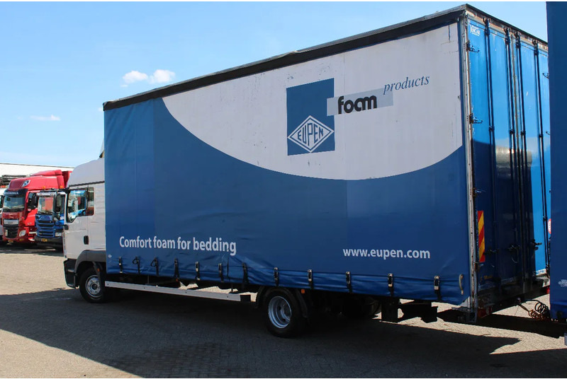 MAN TGL 8.210 + TRAILER + SLEEPCAB COMBI - Тентованный грузовик: фото 3 MAN TGL 8.210 + TRAILER + SLEEPCAB COMBI - Тентованный грузовик: фото 3