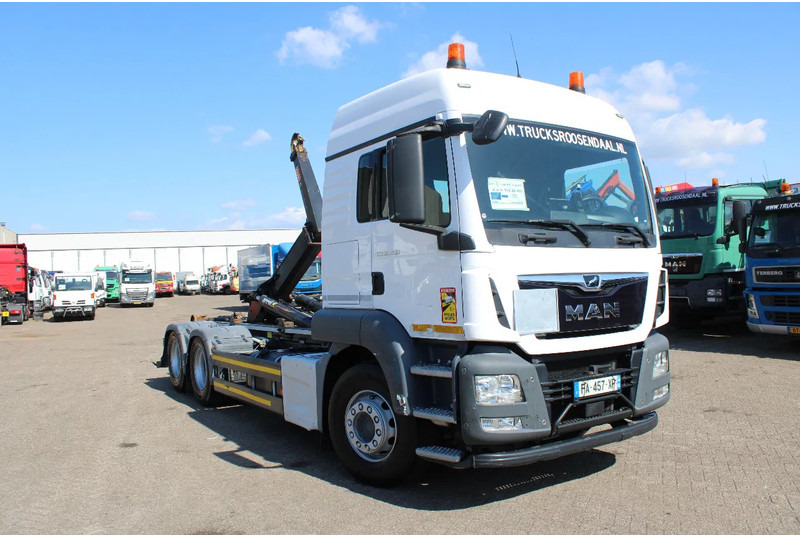 MAN TGS 28.460 + 6X2 + HOOKSYSTEM 20TONS + EURO 6 - Крюковой мультилифт: фото 3 MAN TGS 28.460 + 6X2 + HOOKSYSTEM 20TONS + EURO 6 - Крюковой мультилифт: фото 3