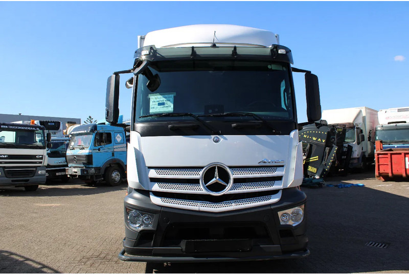 Mercedes-Benz Antos 1924 + THERMO KING 1200 + LIFT + EURO 6 - Рефрижератор: фото 4 Mercedes-Benz Antos 1924 + THERMO KING 1200 + LIFT + EURO 6 - Рефрижератор: фото 4