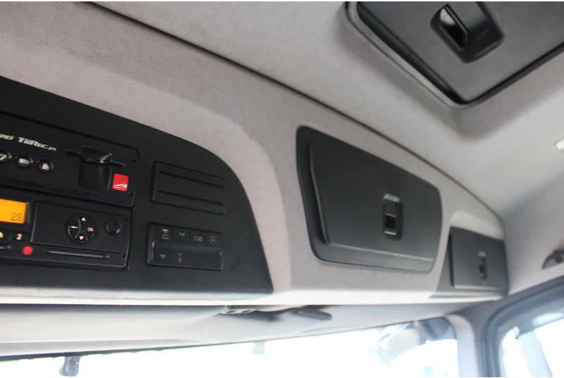 Грузовик с закрытым кузовом Mercedes-Benz Antos 360 + euro 6 + lift: фото 19