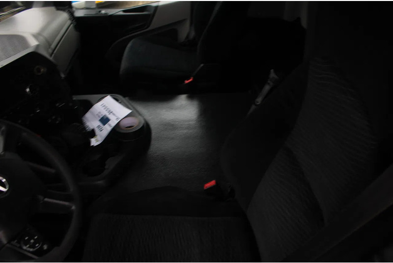 Грузовик с закрытым кузовом Mercedes-Benz Antos 360 + euro 6 + lift: фото 16