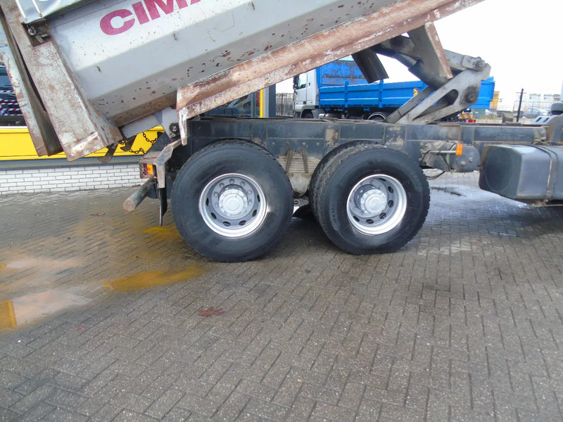 Renault Kerax 420 DCI + MANUAL + SPRING + 6X4 + PERFECT + 25m3 - Самосвал: фото 3 Renault Kerax 420 DCI + MANUAL + SPRING + 6X4 + PERFECT + 25m3 - Самосвал: фото 3