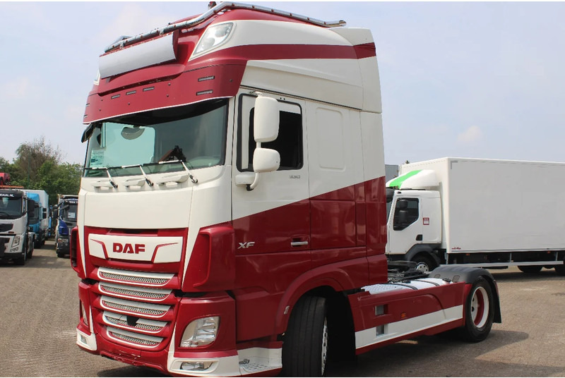 DAF XF 106.530 + euro 6 + spoiler + top truck (G314) - Тягач: фото 2 DAF XF 106.530 + euro 6 + spoiler + top truck (G314) - Тягач: фото 2