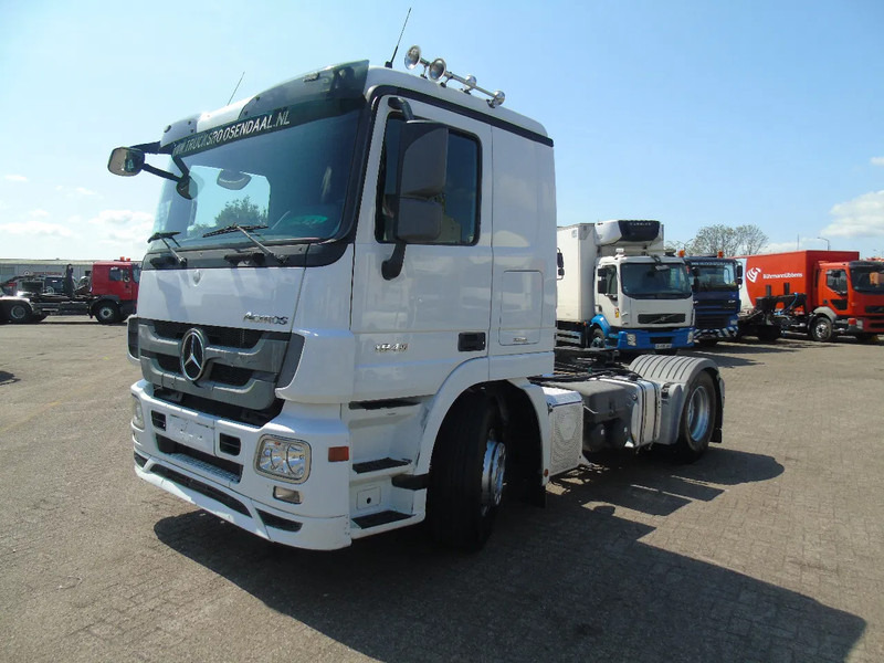 Mercedes-Benz Actros 1846 + RETARDER + EURO 5 + MP3 + 2 PEDALS + PTO - Тягач: фото 2 Mercedes-Benz Actros 1846 + RETARDER + EURO 5 + MP3 + 2 PEDALS + PTO - Тягач: фото 2