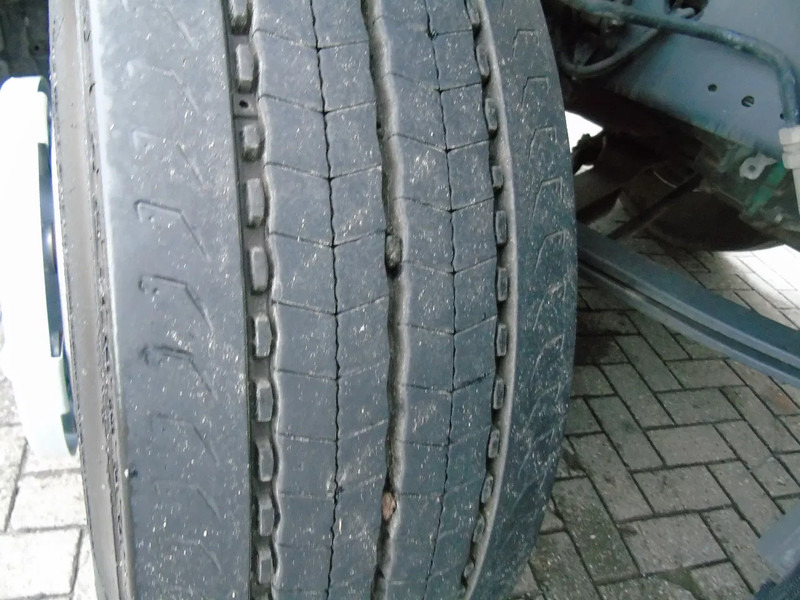 Рефрижератор Volvo FE 260 + THERMO KING + DHOLLANDIA LOADLIFT: фото 10 Рефрижератор Volvo FE 260 + THERMO KING + DHOLLANDIA LOADLIFT: фото 10