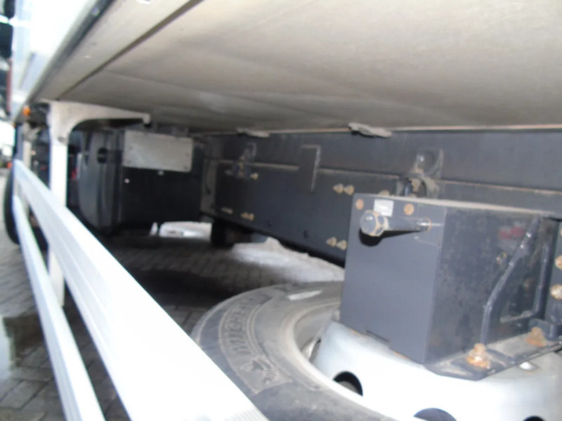 Рефрижератор Volvo FE 260 + THERMO KING + DHOLLANDIA LOADLIFT: фото 9 Рефрижератор Volvo FE 260 + THERMO KING + DHOLLANDIA LOADLIFT: фото 9