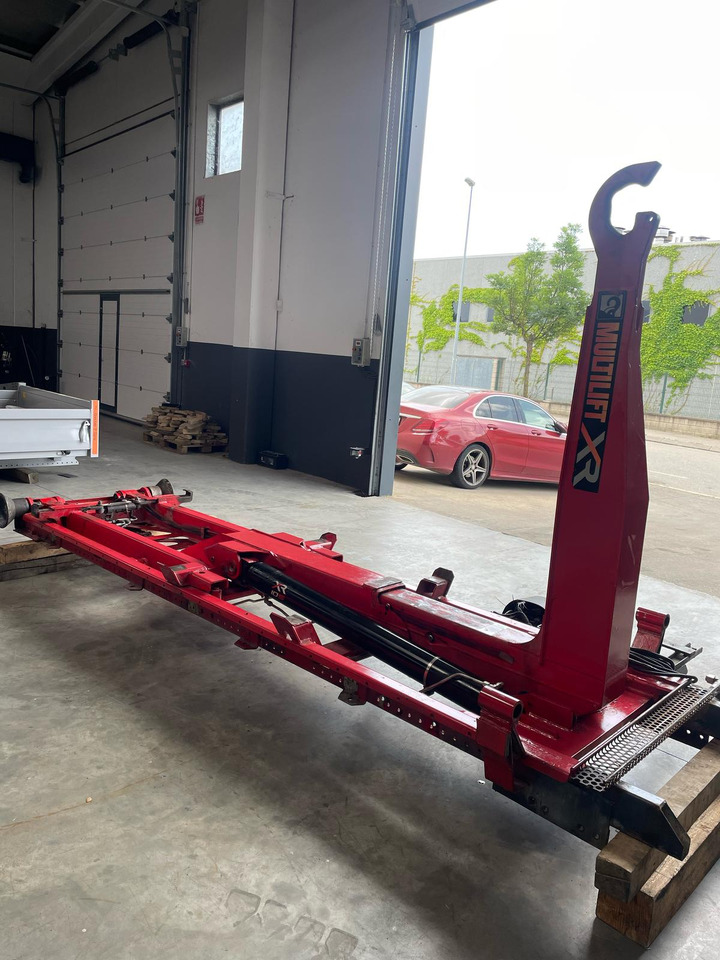 Multilift XR 10 S 36 - Самоопрокидывающийся контейнер: фото 2 Multilift XR 10 S 36 - Самоопрокидывающийся контейнер: фото 2