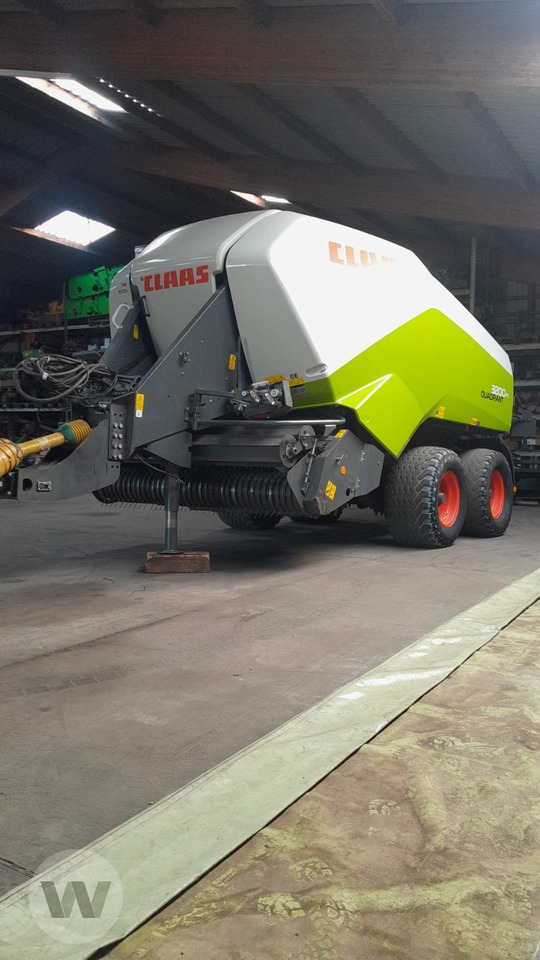 CLAAS Quadrant 3200 FC - Пресс-подборщик тюковый: фото 1 CLAAS Quadrant 3200 FC - Пресс-подборщик тюковый: фото 1