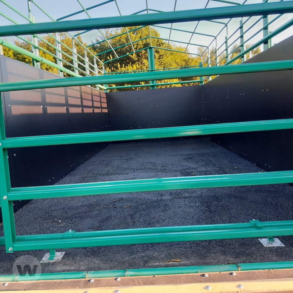 Knies VA 10 - Прицеп для перевозки животных: фото 4 Knies VA 10 - Прицеп для перевозки животных: фото 4