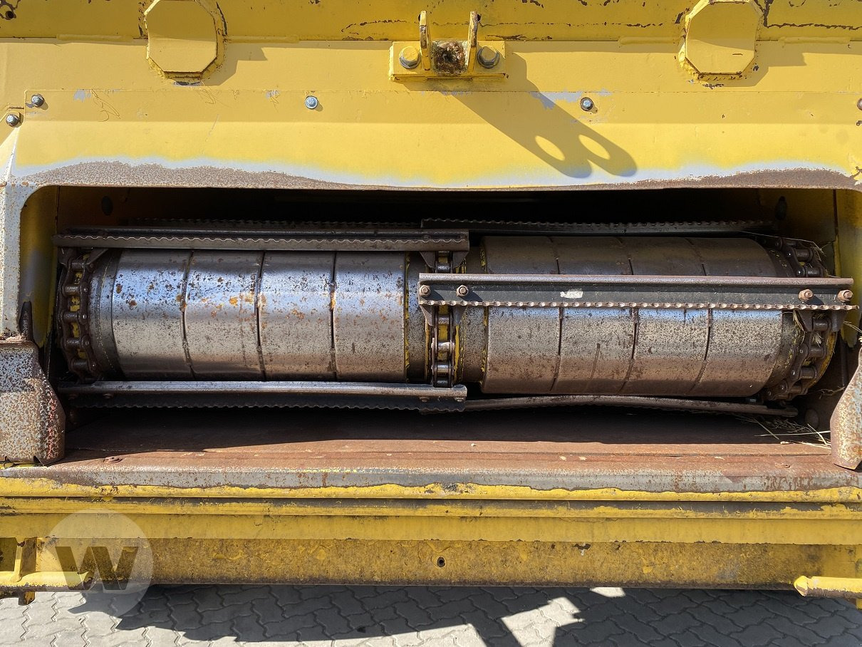 New Holland CR 9090 - Зерноуборочный комбайн: фото 4 New Holland CR 9090 - Зерноуборочный комбайн: фото 4