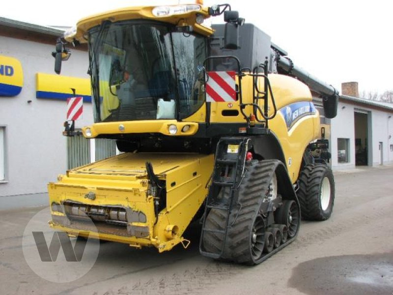New Holland CR 9090 SCR - Зерноуборочный комбайн: фото 1 New Holland CR 9090 SCR - Зерноуборочный комбайн: фото 1