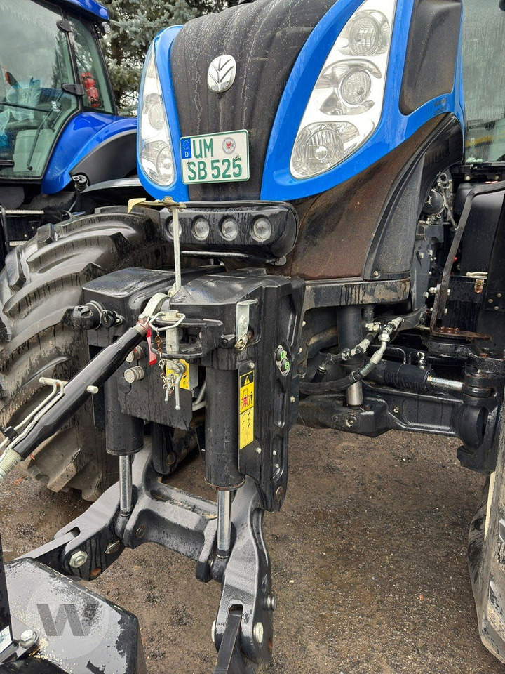 New Holland T8.410 - Трактор: фото 4 New Holland T8.410 - Трактор: фото 4
