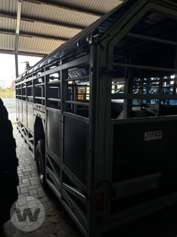 Transportwagen 6 m - Прицеп для перевозки животных: фото 2 Transportwagen 6 m - Прицеп для перевозки животных: фото 2