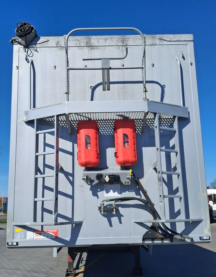 Reisch Ruchoma Podłoga 8mm - Полуприцеп с подвижным полом: фото 3 Reisch Ruchoma Podłoga 8mm - Полуприцеп с подвижным полом: фото 3