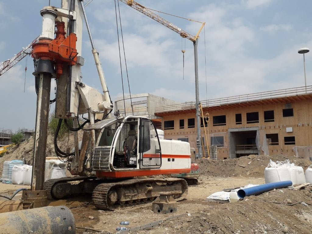 Soilmec R210 - Сваебойная установка: фото 3 Soilmec R210 - Сваебойная установка: фото 3