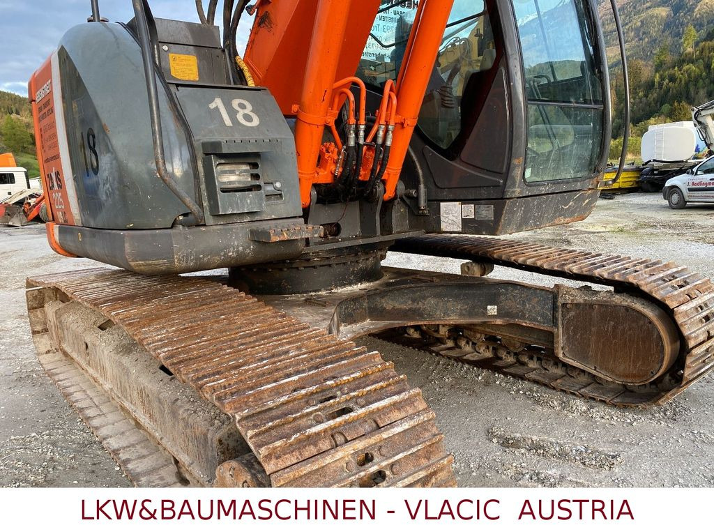 Гусеничный экскаватор Hitachi ZX 225 USLC-3: фото 9
