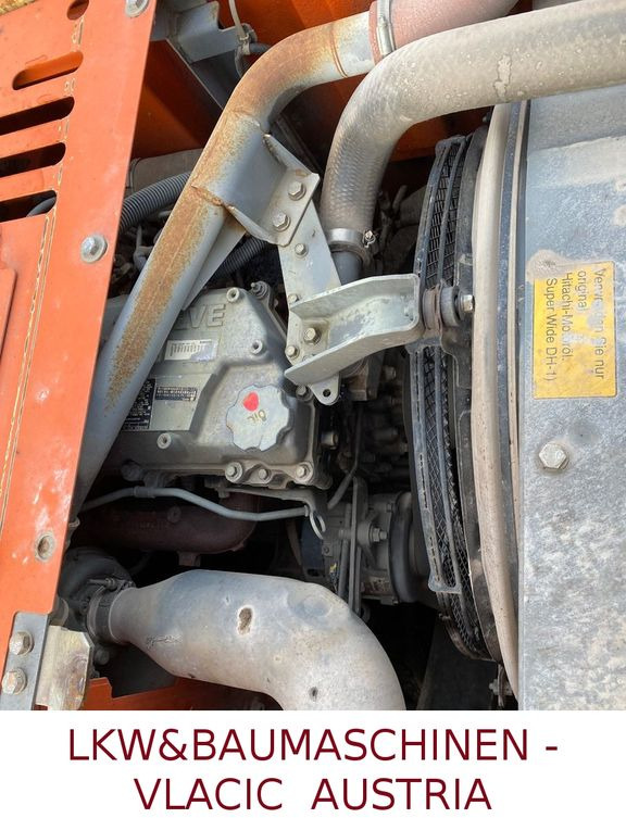 Гусеничный экскаватор Hitachi ZX 225 USLC-3: фото 20