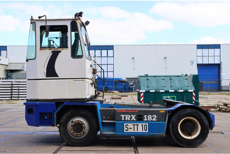 Kalmar TRX182A - Терминальный тягач: фото 4 Kalmar TRX182A - Терминальный тягач: фото 4
