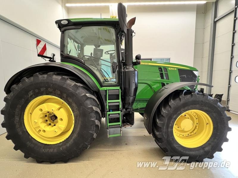 John Deere 6250R ULTIMATE CommandPro - Трактор: фото 5 John Deere 6250R ULTIMATE CommandPro - Трактор: фото 5