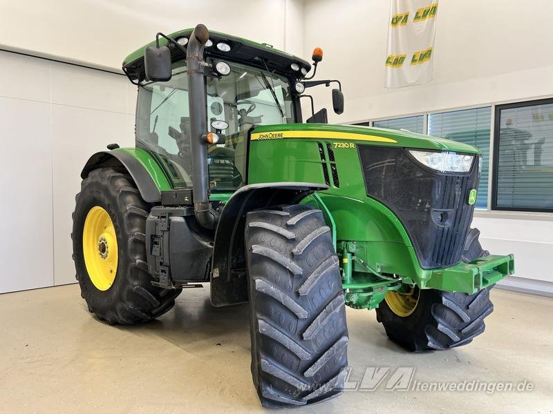 John Deere 7230R - Трактор: фото 2 John Deere 7230R - Трактор: фото 2