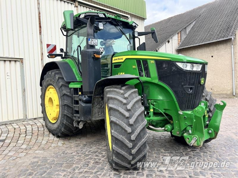 John Deere 7R 310 - Трактор: фото 2 John Deere 7R 310 - Трактор: фото 2