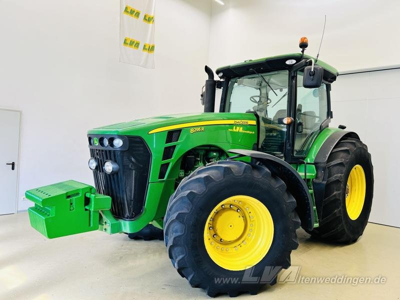 John Deere 8295R - Трактор: фото 1 John Deere 8295R - Трактор: фото 1