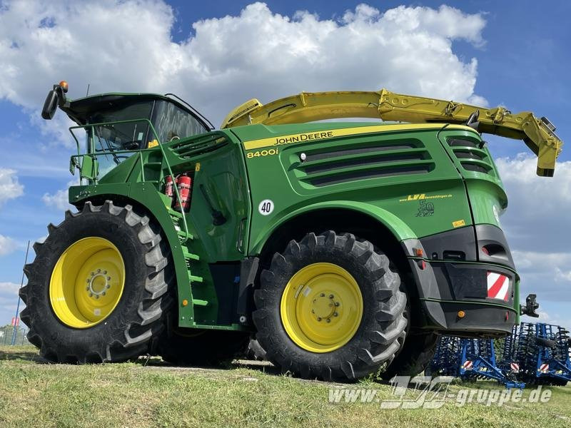 John Deere 8400 - Трактор: фото 2 John Deere 8400 - Трактор: фото 2