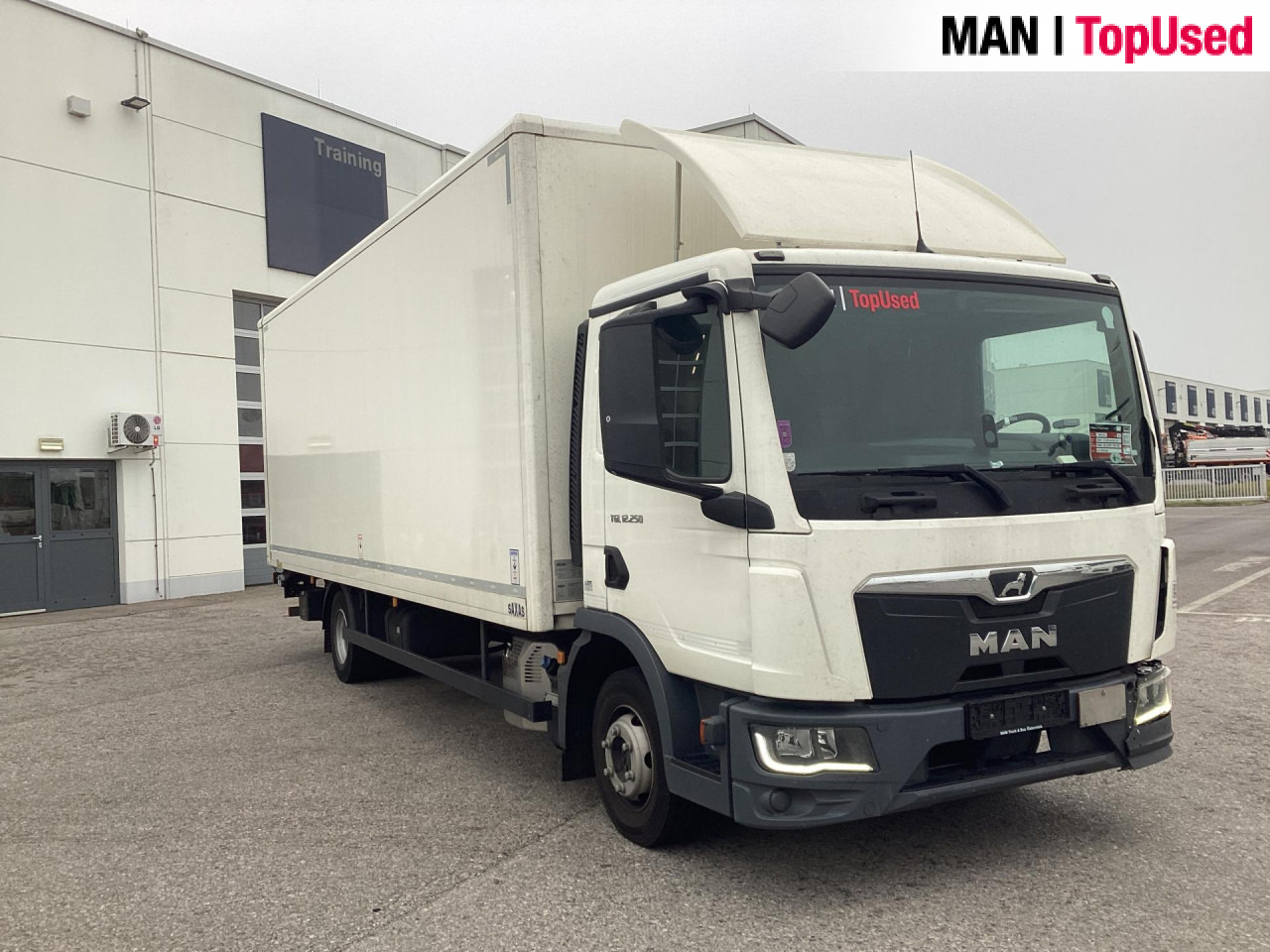 Грузовик с закрытым кузовом MAN TGL 12.250 4x2 BL CH KOFFER LBW AHK: фото 10 Грузовик с закрытым кузовом MAN TGL 12.250 4x2 BL CH KOFFER LBW AHK: фото 10