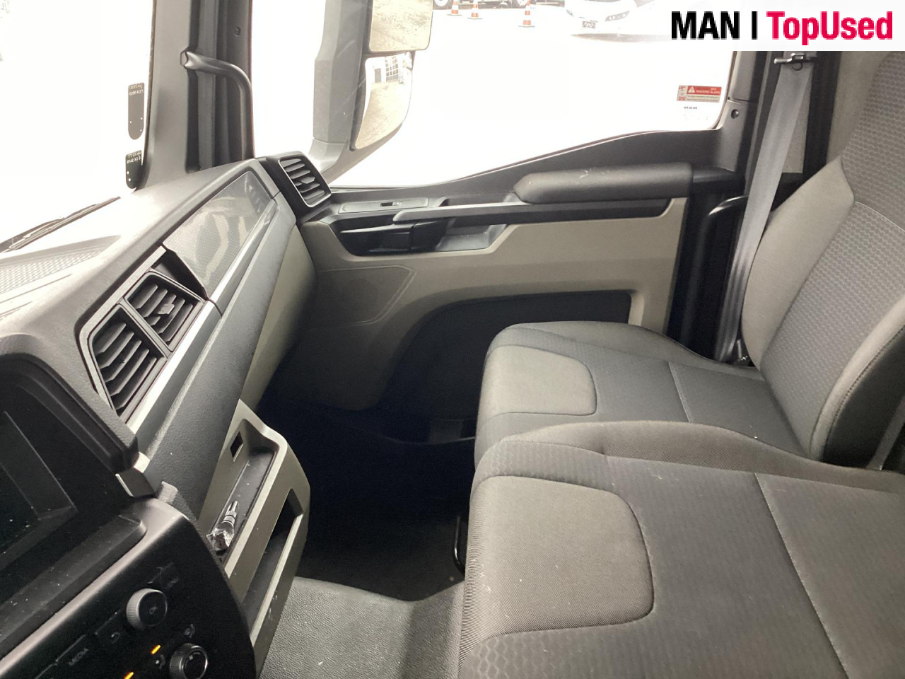 Грузовик с закрытым кузовом MAN TGL 12.250 4x2 BL CH KOFFER LBW AHK: фото 6 Грузовик с закрытым кузовом MAN TGL 12.250 4x2 BL CH KOFFER LBW AHK: фото 6