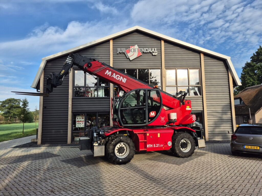 MAGNI RTH 5.21 SH - Телескопический погрузчик: фото 1 MAGNI RTH 5.21 SH - Телескопический погрузчик: фото 1