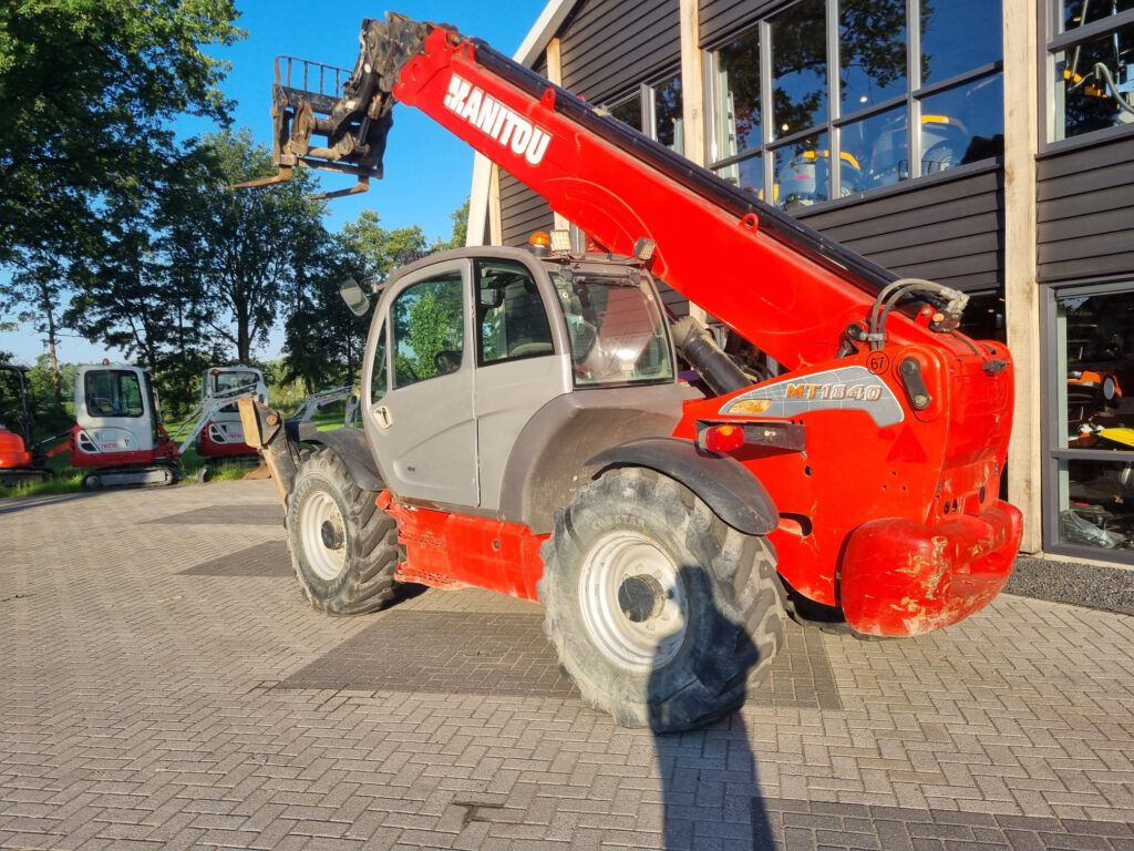 MANITOU MT 1840 privilege - Телескопический погрузчик: фото 3 MANITOU MT 1840 privilege - Телескопический погрузчик: фото 3