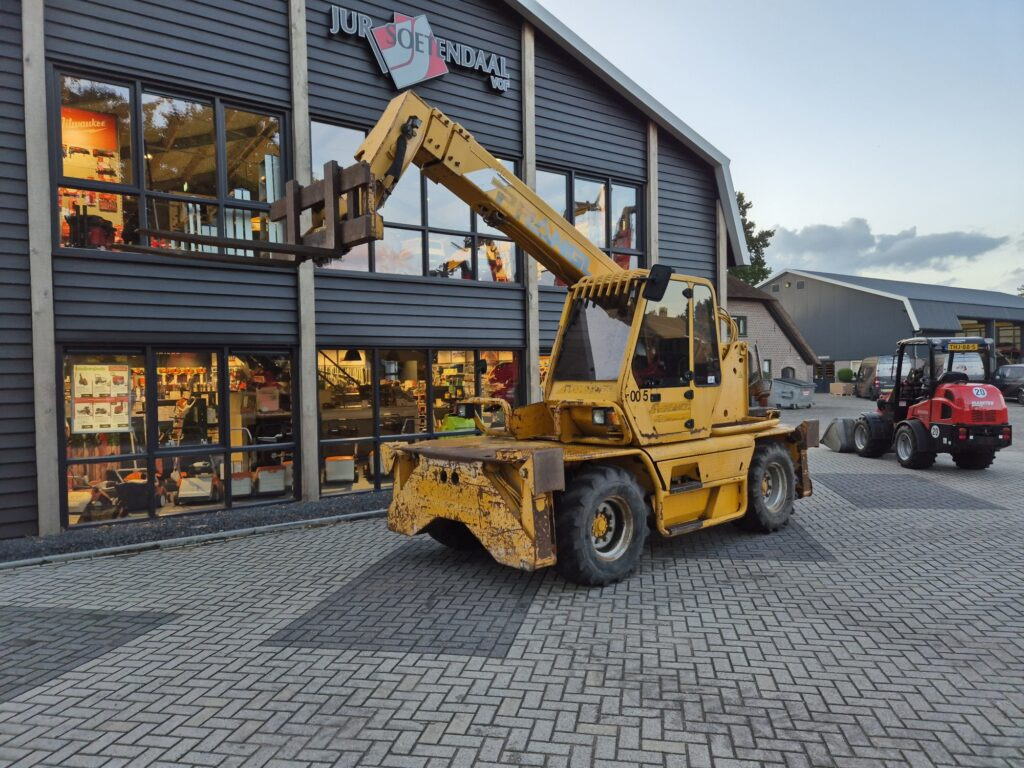 MERLO Roto 30.13 - Телескопический погрузчик: фото 2 MERLO Roto 30.13 - Телескопический погрузчик: фото 2