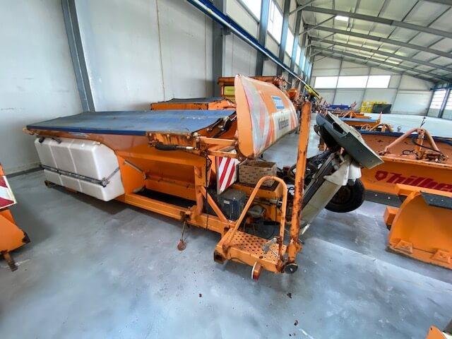 Unimog Salzstreuer Schmidt SAB40-36FR1750 - Разбрасыватель песка/ Соли: фото 2 Unimog Salzstreuer Schmidt SAB40-36FR1750 - Разбрасыватель песка/ Соли: фото 2