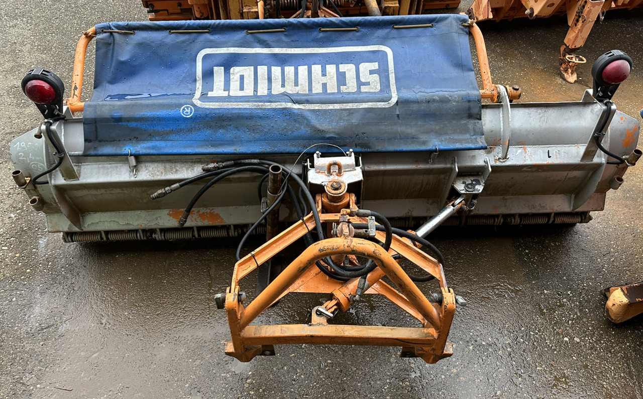Unimog Schneepflug - Schneeschild Schmidt Micro - Отвал для снега: фото 5 Unimog Schneepflug - Schneeschild Schmidt Micro - Отвал для снега: фото 5