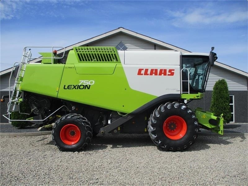 Claas LEXION 750 Gårdmaskine med V900 skærebord. - Зерноуборочный комбайн: фото 2 Claas LEXION 750 Gårdmaskine med V900 skærebord. - Зерноуборочный комбайн: фото 2