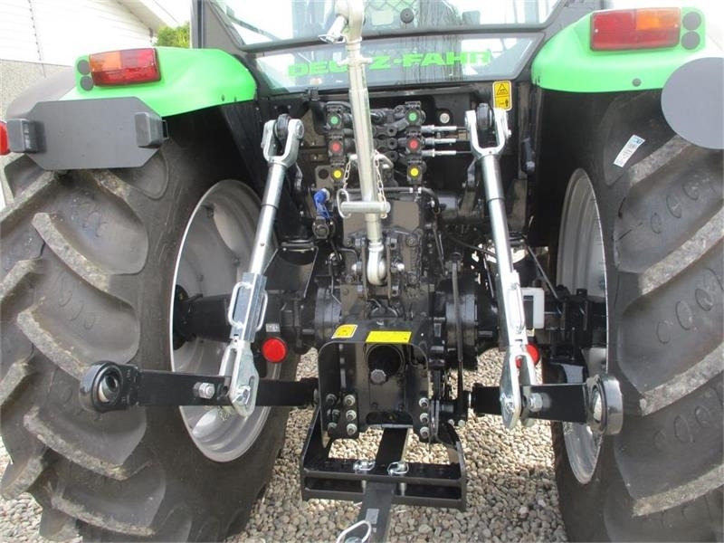 Deutz-fahr Agrofarm 115G New and Unused tractor with 30F+30R - Трактор: фото 3 Deutz-fahr Agrofarm 115G New and Unused tractor with 30F+30R - Трактор: фото 3