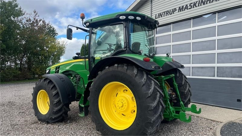 John Deere 8260R - Трактор: фото 3 John Deere 8260R - Трактор: фото 3