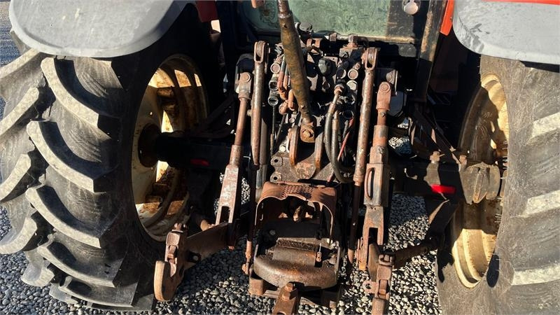 New Holland M100 Med frontlift og turbo - Трактор: фото 5 New Holland M100 Med frontlift og turbo - Трактор: фото 5