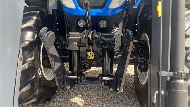 New Holland T7.270 AC med frontlift og frontlæsser - Трактор: фото 4 New Holland T7.270 AC med frontlift og frontlæsser - Трактор: фото 4