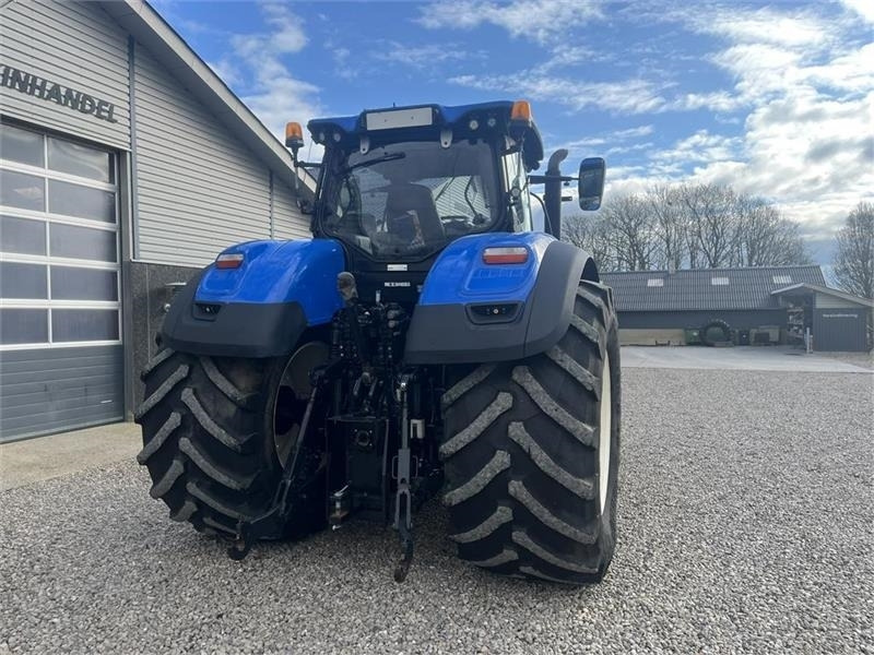 New Holland T7.315 HD med frontlift og front PTO, samt NYE 650 - Трактор: фото 3 New Holland T7.315 HD med frontlift og front PTO, samt NYE 650 - Трактор: фото 3
