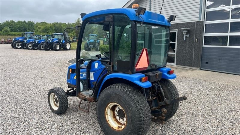 New Holland TC35DA - Трактор: фото 3 New Holland TC35DA - Трактор: фото 3