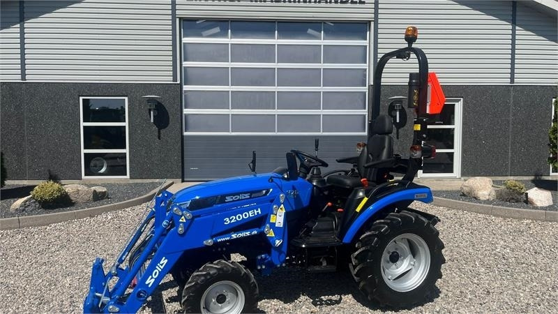 Solis H26 HST Med Frontlæsser - Трактор: фото 1 Solis H26 HST Med Frontlæsser - Трактор: фото 1