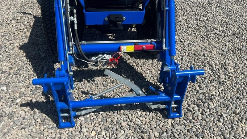 Solis H26 HST Turfdæk og Frontlæsser - Трактор: фото 4 Solis H26 HST Turfdæk og Frontlæsser - Трактор: фото 4