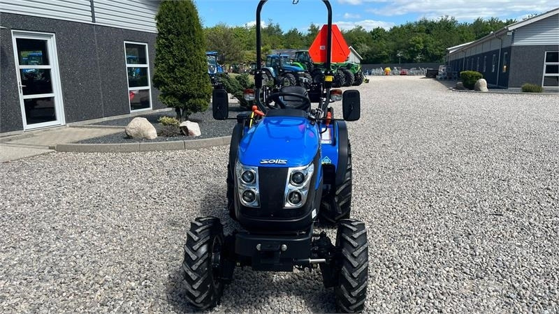 Коммунальный трактор Solis S26 6+2 Gearmaskine med Servostyring og brede trak: фото 15